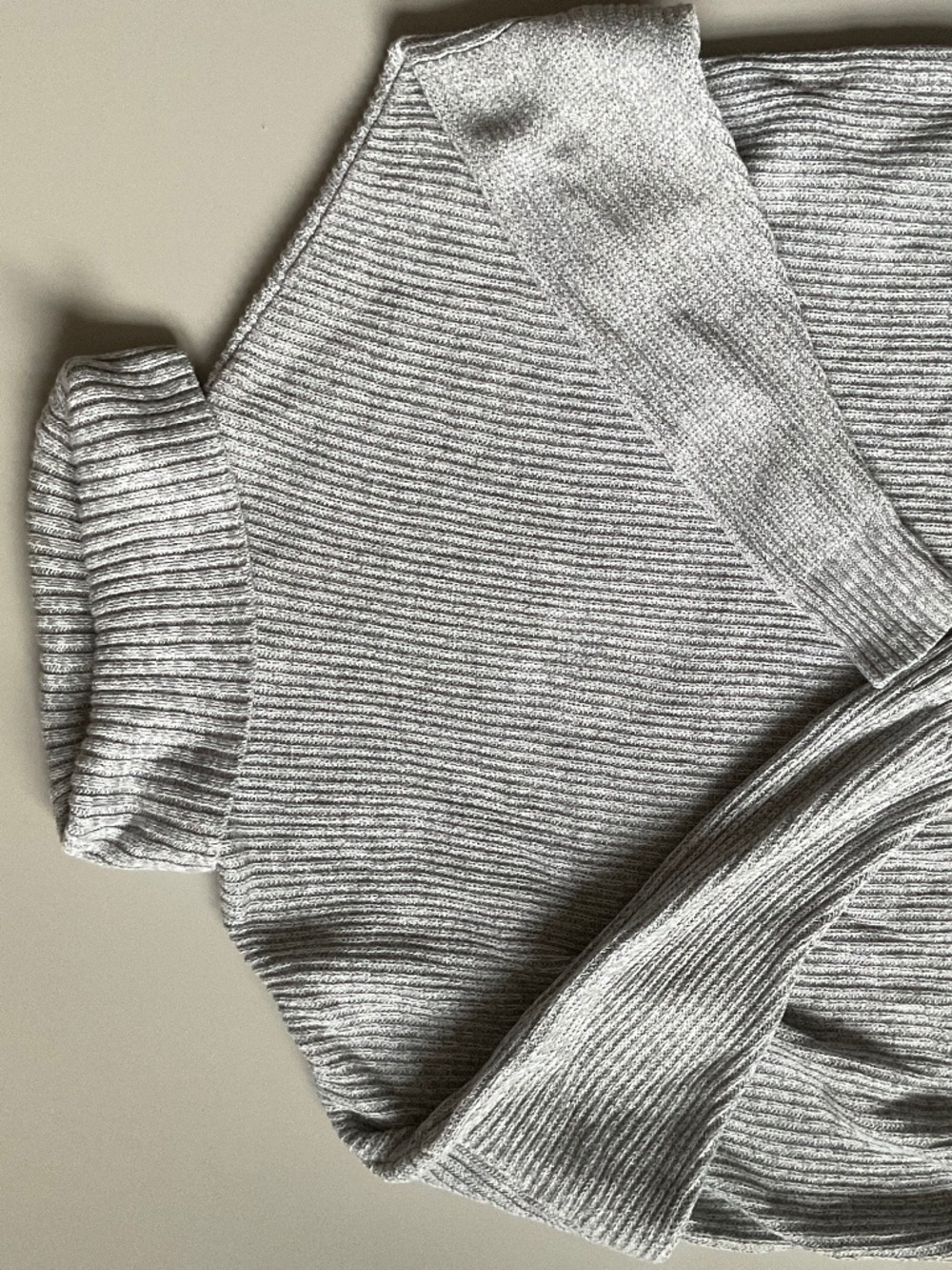 Hollister XS Wide Cropped Turtle Neck Knit Sweater